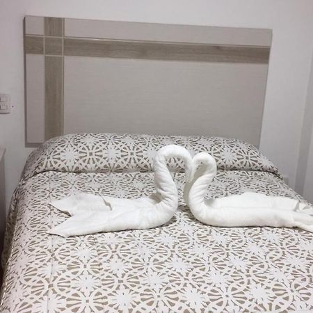 Hostal Victoria Λίμα Εξωτερικό φωτογραφία